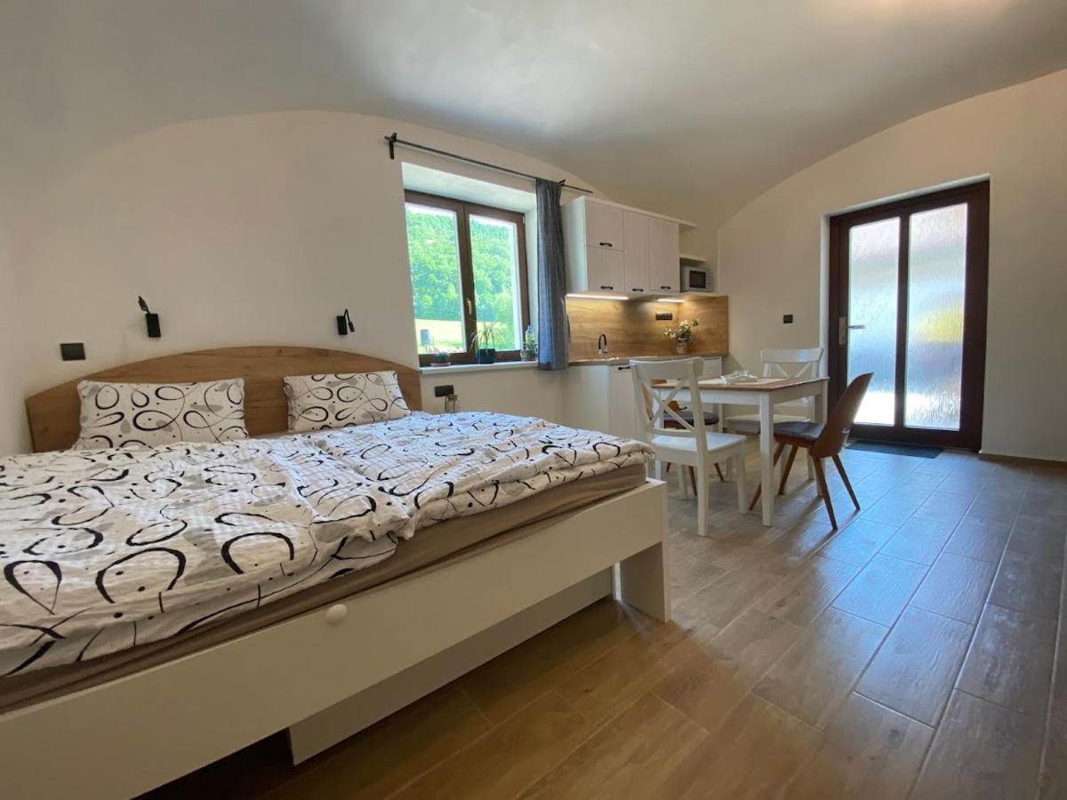Ruzickuv Dvur Appartement Hranice  Buitenkant foto