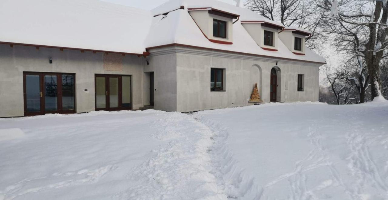 Ruzickuv Dvur Appartement Hranice  Buitenkant foto