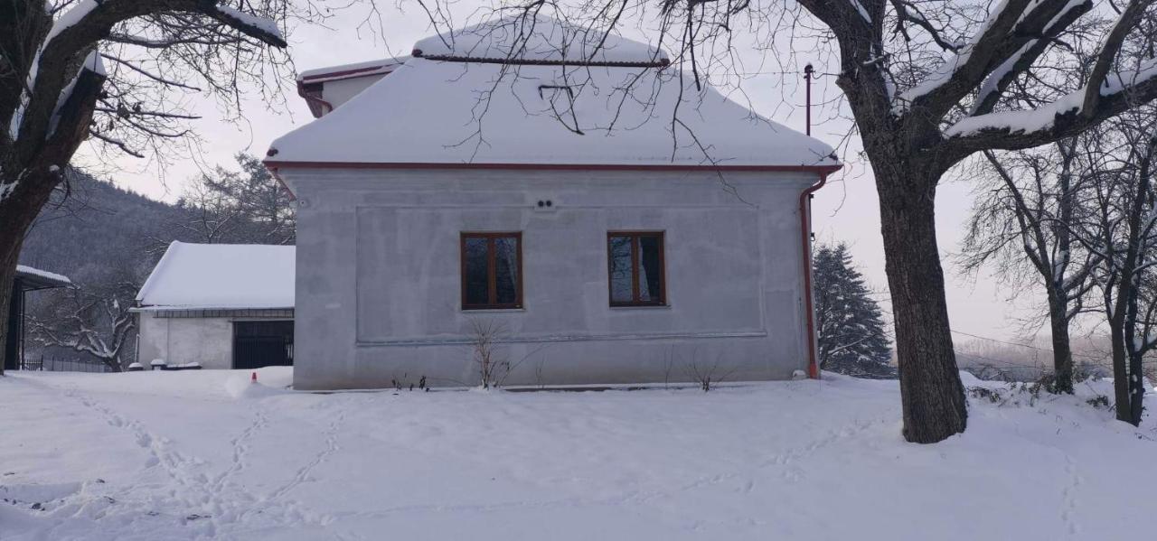 Ruzickuv Dvur Appartement Hranice  Buitenkant foto
